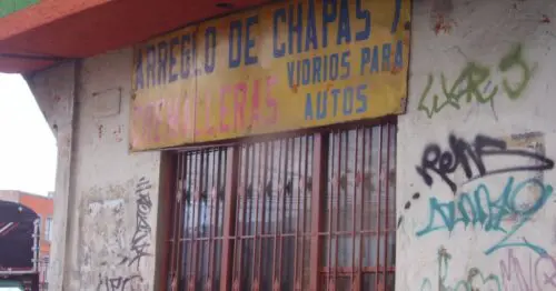 ARREGLO DE CHAPAS Y VIDRIOS PARA AUTOS ARREGLO DE CHAPAS Y VIDRIOS PARA AUTOS